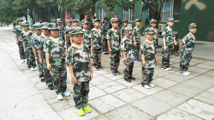 北京暑期军事夏令营18天超级战士夏令营