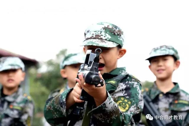 强强日记系列|中合育才军事夏令营第七天：谜一样的特种兵知识，