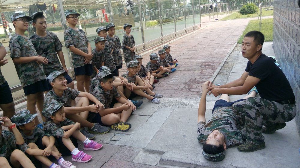 中合育才军旅夏令营.jpg 中合育才军旅夏令营.jpg