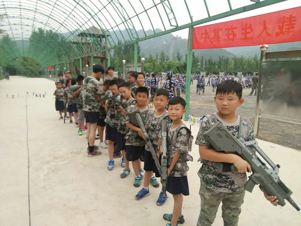 中合育才军旅夏令营.jpg 中合育才军旅夏令营.jpg