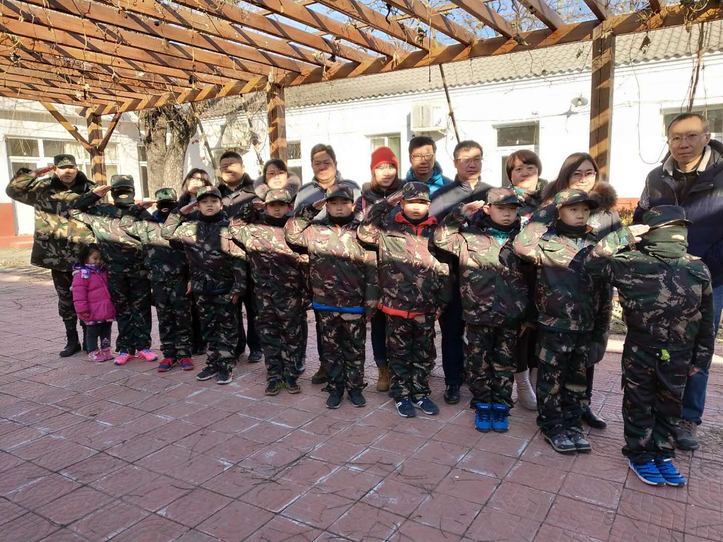 军事夏令营小学生，他们很不一样