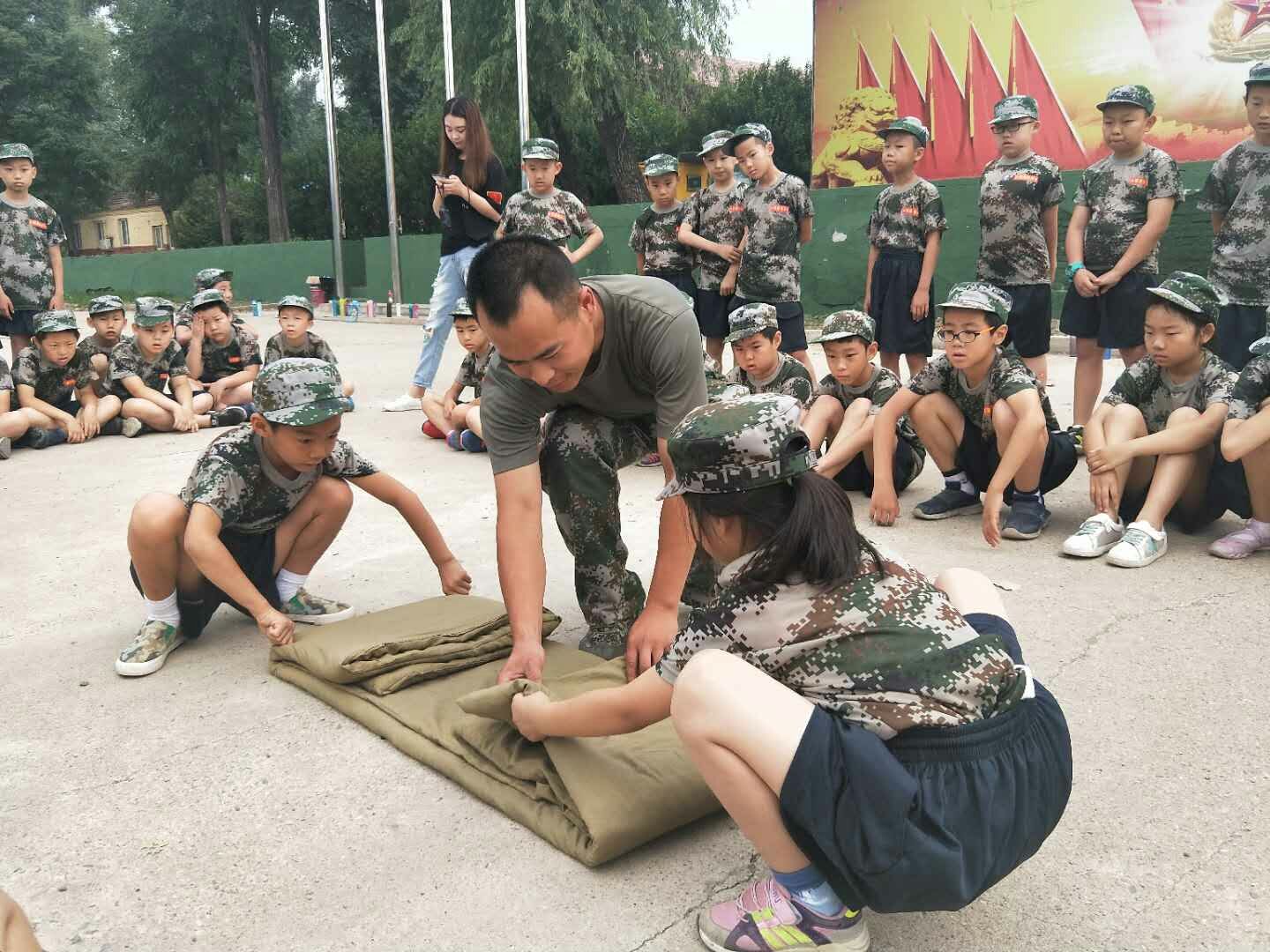 青少年暑期军事夏令营，家长给孩子的理想选择