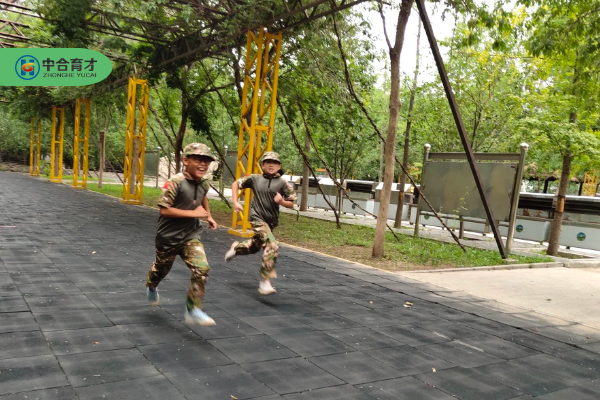 中合育才夏令营 (22).png