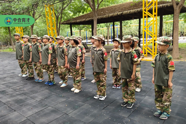 有效地帮助小朋友们在轻松愉快的氛围中学习英语